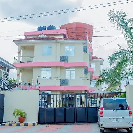 Airport Transit Lodges Dar es Salaam Eksteriør billede